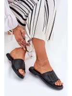 Dámské kožené sandály s přezkou D&A model 21691008 Černé - S.Barski