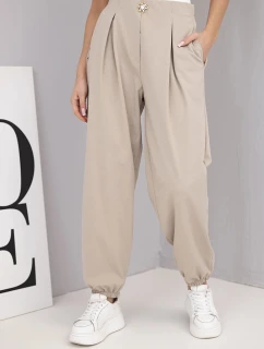 Dámske bavlnené nohavice s vysokým pásom a ozdobným gombíkom tmavo béžové