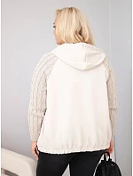Dámská bavlněná mikina Plus Size s pletenými rukávy a kapucí béžová Dámská bavlněná mikina Plus Size s pletenými rukávy a kapucí béžová
