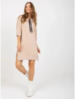 Šaty RV SK model 20235470 béžové - FPrice Šaty RV SK model 20235470 béžové - FPrice