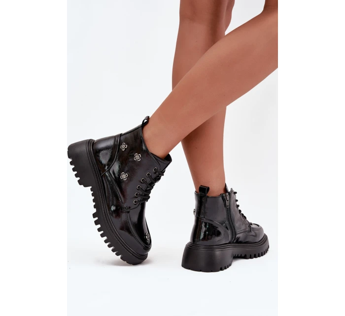 Skórzane Ocieplane Botki Damskie Z Ozdobami Lakierowane Artiker 57C0345 Czarne