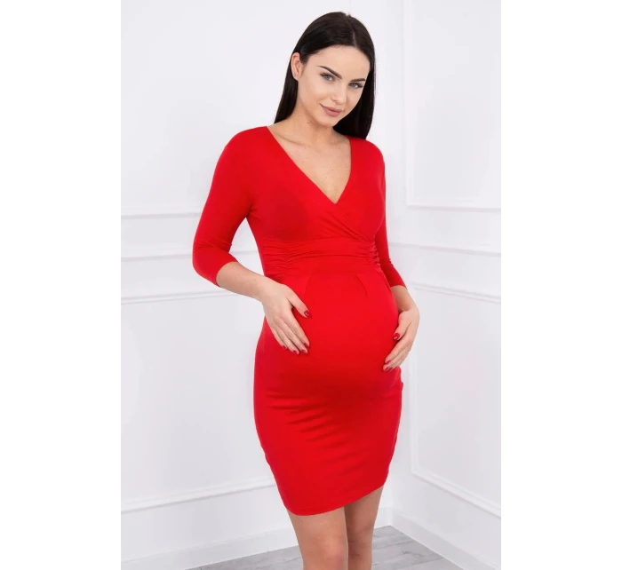 Priliehavé šaty 8318 červená - Kesi