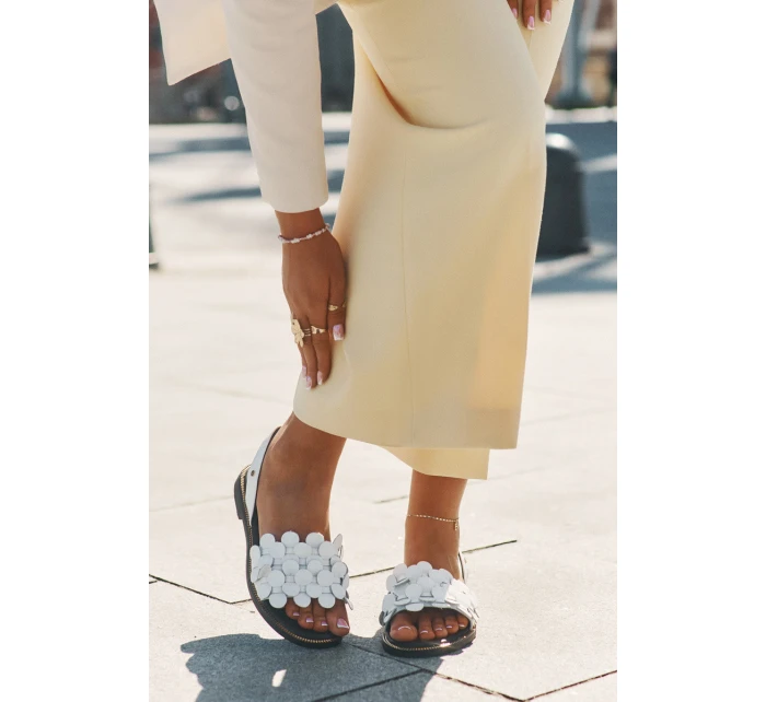 Skórzane Sandały Na Płaskim Obcasie Zazoo 40425 Białe