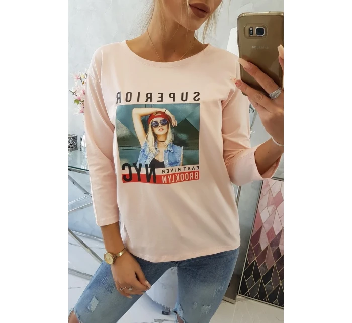 Halenka s potiskem model 18744194 pudrově růžová - K-Fashion Halenka s potiskem model 18744194 pudrově růžová - K-Fashion