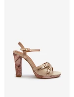 Dámské kožené sandály na podpatku model 21665619 - Maciejka