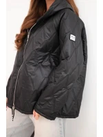 Dámská jarní prošívaná bunda s kapucí a zipem černá