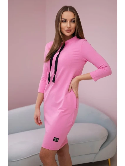 Šaty s viazaným výstrihom ružový Šaty s viazaným výstrihom ružový