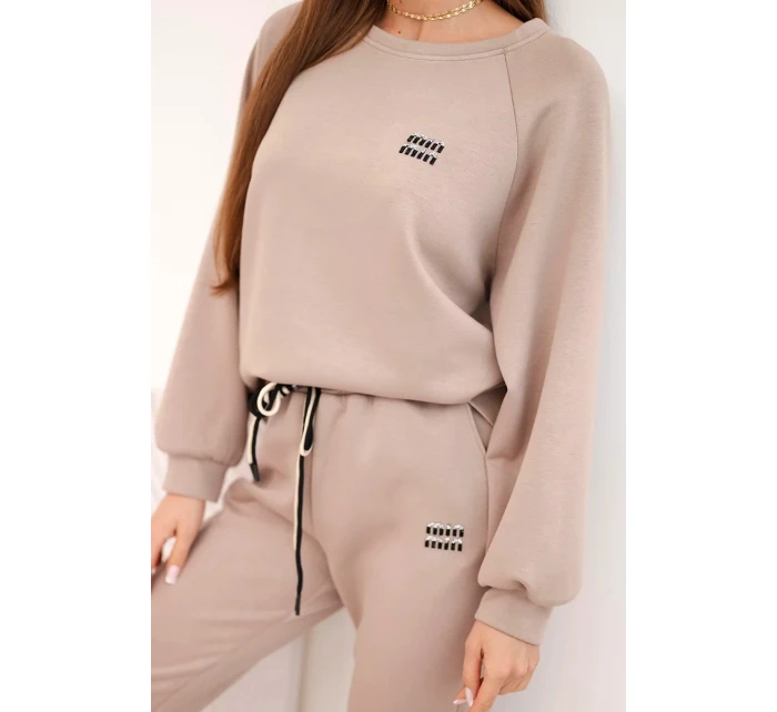 Dámská souprava máslová z viskózy s mikinou a kalhotami tmavě béžová Dámská souprava máslová z viskózy s mikinou a kalhotami tmavě béžová