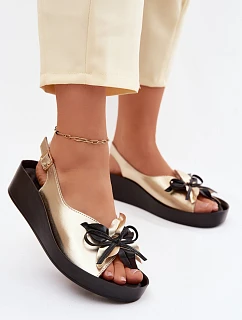 Kožené dámské sandály s ozdobou S.Barski KV61-6045 Zlaté