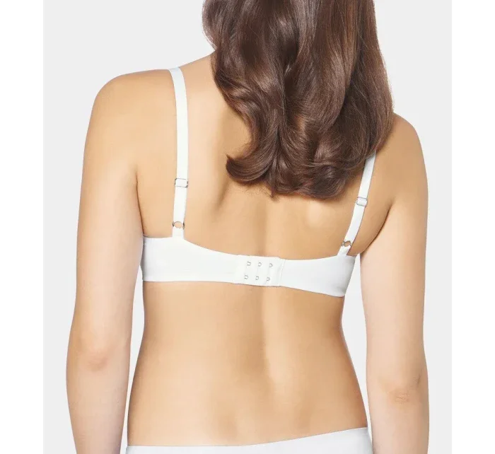 Podprsenka vystužená Body Make-Up Essentials WP - Triumph Podprsenka vystužená Body Make-Up Essentials WP - Triumph