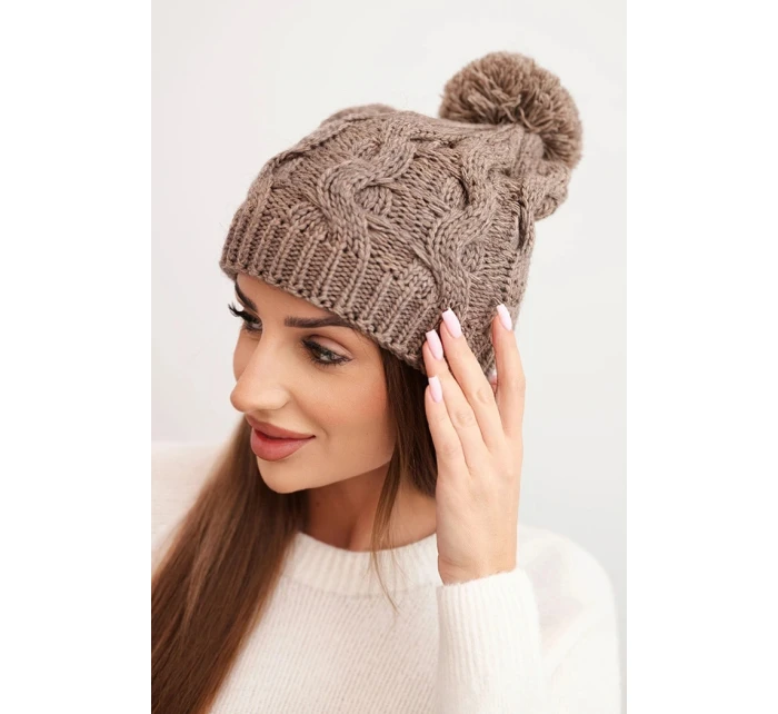 Dámska zimná čiapka z vlny s hrubým pleteným vzorom K458 mocca