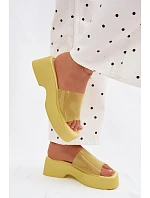 Dámské sandály s páskem Žluté model 22107247 - Boto