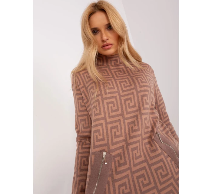 Sweter AT SW model 20742414 jasny brązowy - FPrice Sweter AT SW model 20742414 jasny brązowy - FPrice