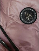 Růžová prošívaná dámská vesta s asymetrickou spodní částí model 19447207 - S'WEST Růžová prošívaná dámská vesta s asymetrickou spodní částí model 19447207 - S'WEST