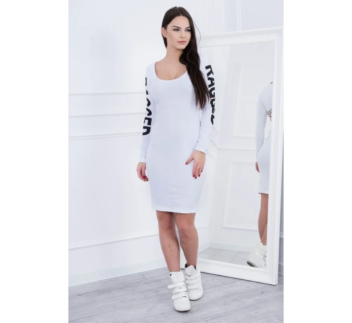 model 18742323 bílé šaty - K-Fashion