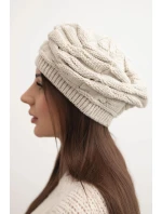 Dámska zimná vlnená čiapka s ozdobným vzorom a kamienkami K397 béžová