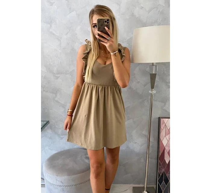 Šaty s volánikmi na bokoch ťava Šaty s volánikmi na bokoch ťava