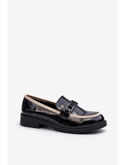 Dámské lakované polobotky mokasíny model 21652903 černé - S.Barski Dámské lakované polobotky mokasíny model 21652903 černé - S.Barski