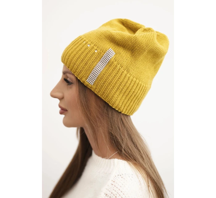 Dámská zimní čepice vlněná s model 21750398 - K-Fashion Dámská zimní čepice vlněná s model 21750398 - K-Fashion