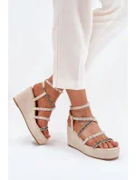 Model topánok na podpätku 215005 Krok v štýle