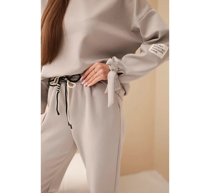 Dámský komplet z viskózy s vázáním máslový tmavě béžový