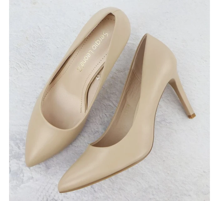 Béžové lodičky na jehlovém podpatku Sergio model 22013077 - LEONE