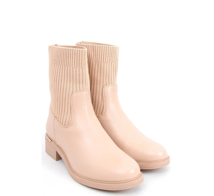 Dámske členkové topánky 8509 - Inello