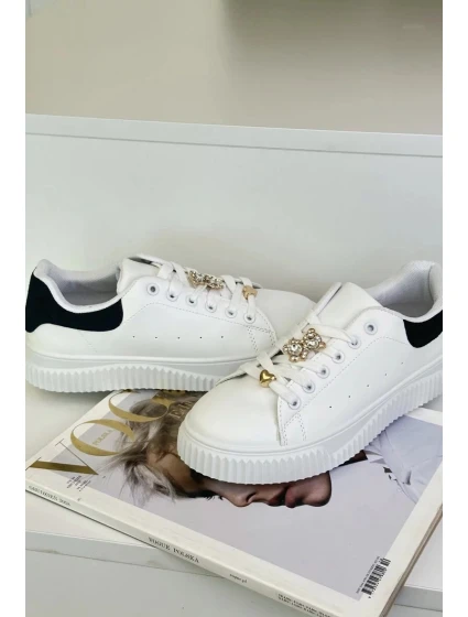 Nízke tenisky z eko kože s odznakmi bielo-čierne Cillione Nízke tenisky z eko kože s odznakmi bielo-čierne Cillione