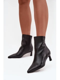 Botki Damskie Z Naturalnej Skóry Na Obcasie D&A CR52-661 Czarne
