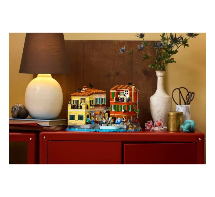 LEGO Ideas 21359 Talianska riviéra LEGO Ideas 21359 Talianska riviéra