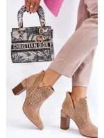 Dámske členkové topánky na podpätku A8801-63 Béžová - Bella Paris