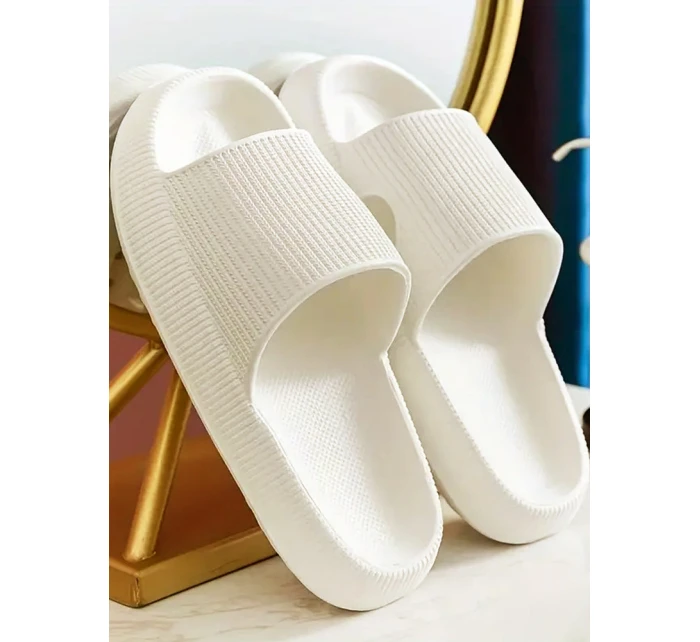 Dámske žabky MISSWALK white FashionStreet ZY0969