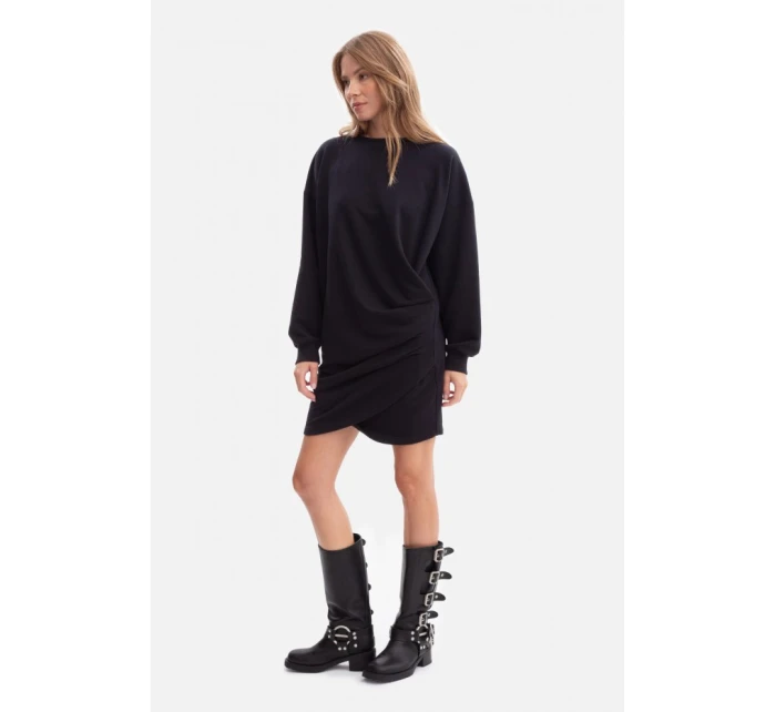 model 21379818 Pletené šaty s bočními záhyby černé - BeWear