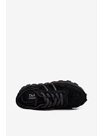 Dámské tenisky z přírodního semiše model 22324128 černé - D&A
