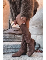 Dámské Kovábojky Na Podpatku Z Eko Semiše Hnědé Esmira Dámské Kovábojky Na Podpatku Z Eko Semiše Hnědé Esmira