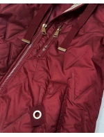 Dámska prešívaná bunda s asymetrickou spodnou časťou Goodlookin tmavo červená (B8592-27)