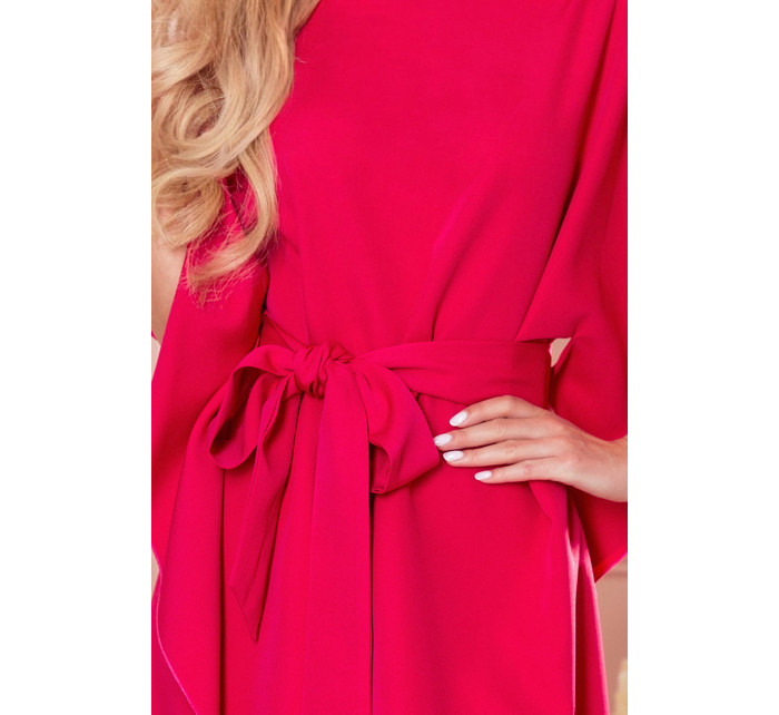 SOFIA Dámské šaty v malinové barvě se zavazováním v pase model 17258763 - numoco