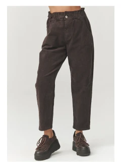 Dámske nohavice model 223243 Makadamia