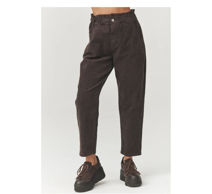 Dámske nohavice model 223243 Makadamia