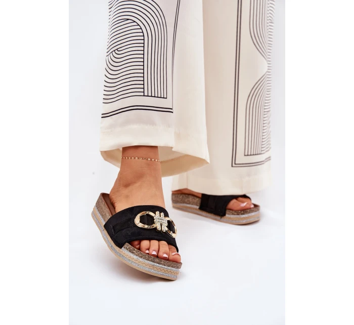 Dámské Pantofle Na Platformě S A Zlatou Dekorací Černé model 21689964 - Boto