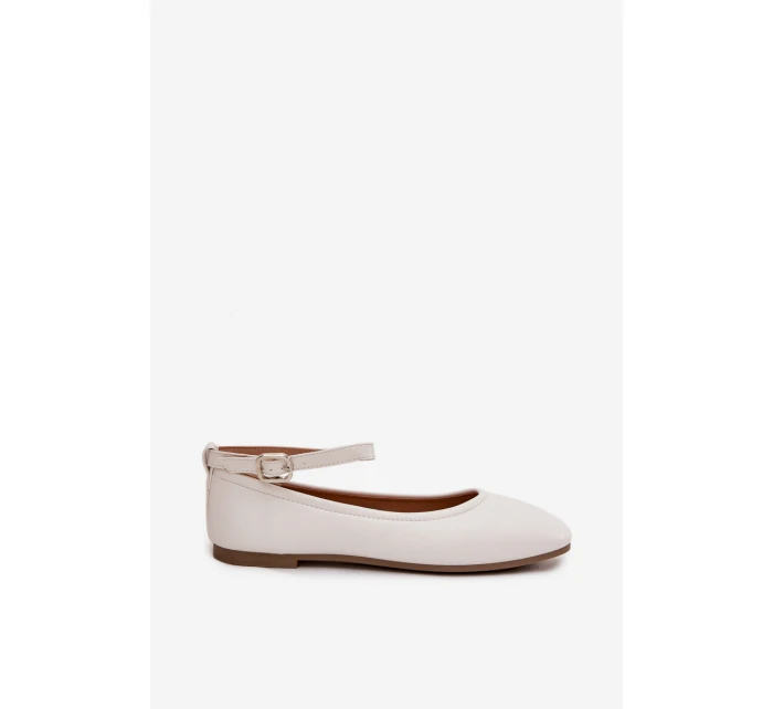 Dámské baleríny s a sponou bílé model 21747601 - Boto