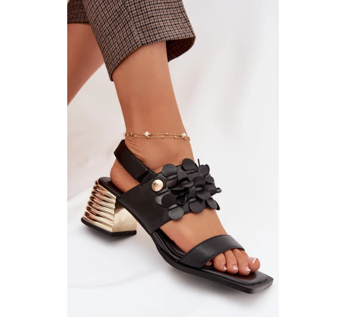 Kožené sandály na podpatku D&A model 22031915 Černé - S.Barski Kožené sandály na podpatku D&A model 22031915 Černé - S.Barski