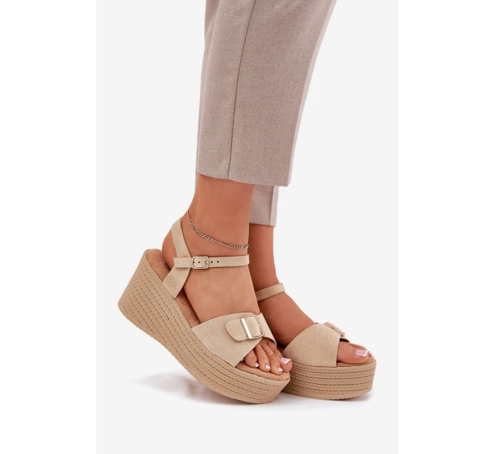 Dámské Sandály Na Klínu S Přezkou Khaki model 21696170 - Boto Dámské Sandály Na Klínu S Přezkou Khaki model 21696170 - Boto