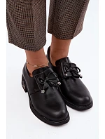 Lakové kožené dámské polobotky s mašlí  černé model 22359895 - T.Sokolski