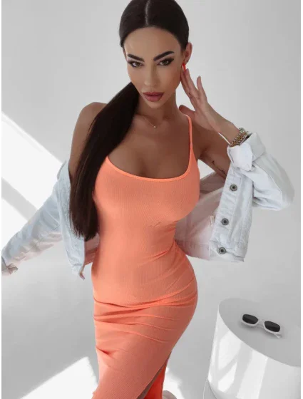 Dámské šaty model 18593239 lososové - Ola Voga Dámské šaty model 18593239 lososové - Ola Voga