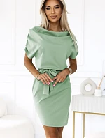 240-10 ROXI pohodlné šaty s asymetrickou sukňou a opaskom - pistáciová farba