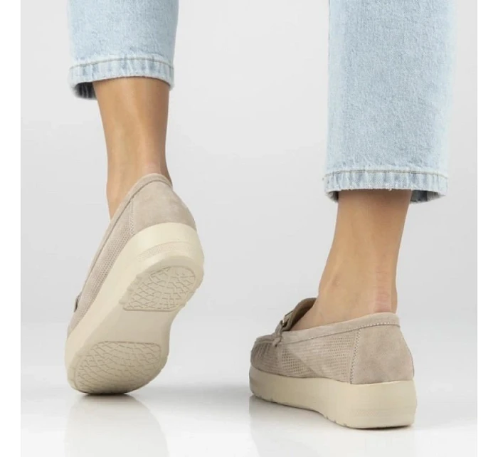 Béžové kožené mokasíny na  model 22097362 - FILIPPO