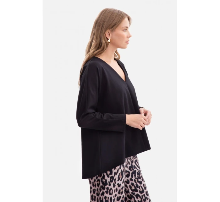 model 21379906 Pletený svetr s výstřihem do V černý - BeWear