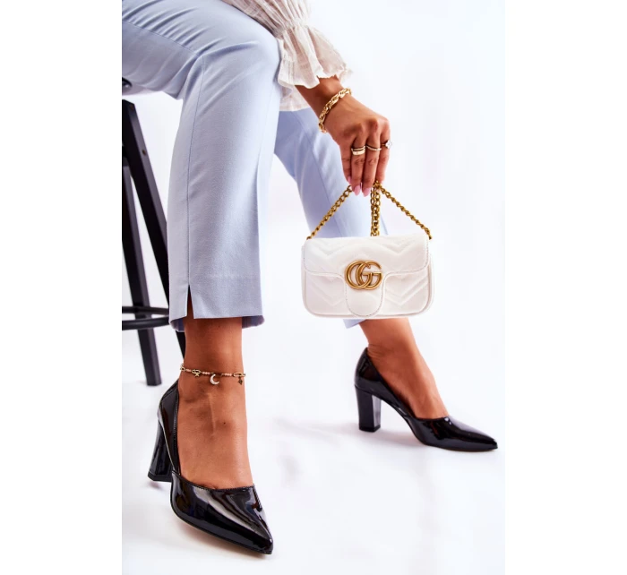 Modne Lakierowane Czółenka Na Słupku Czarne Emotion