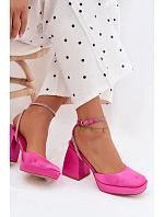 Dámské sandály na vysokém podpatku typu s páskem s krystaly fuchsiová model 22107121 - Boto